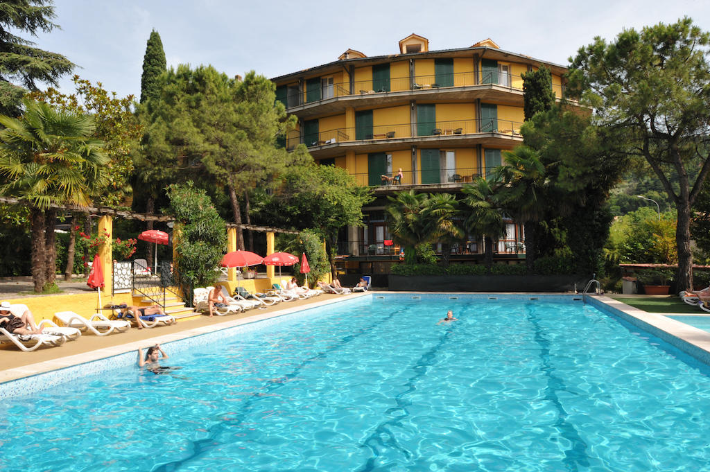 Palme & Hotel Garda (Verona)