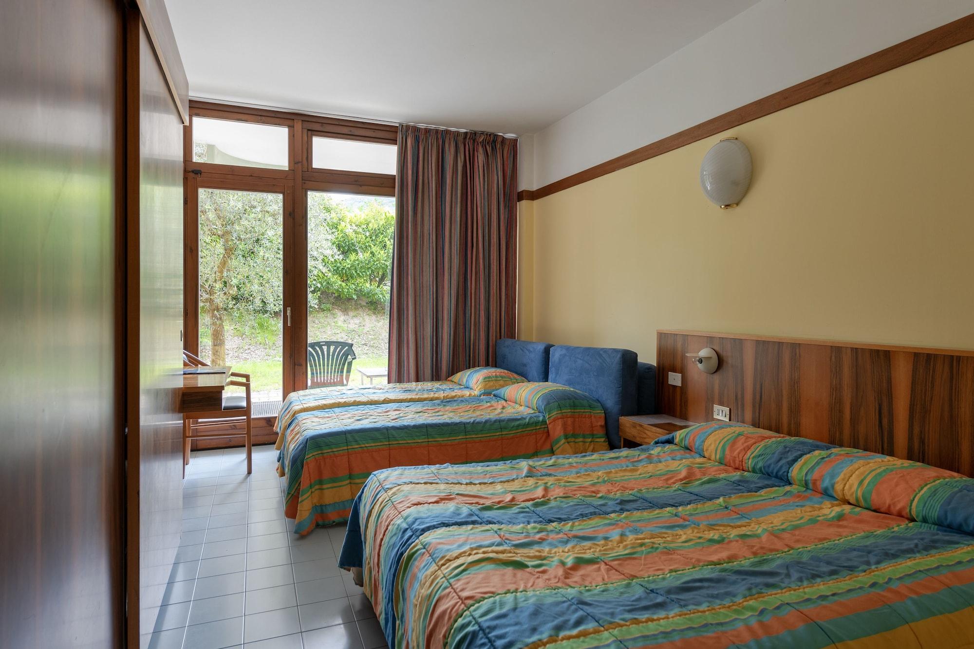 Palme & Hotel Garda (Verona)