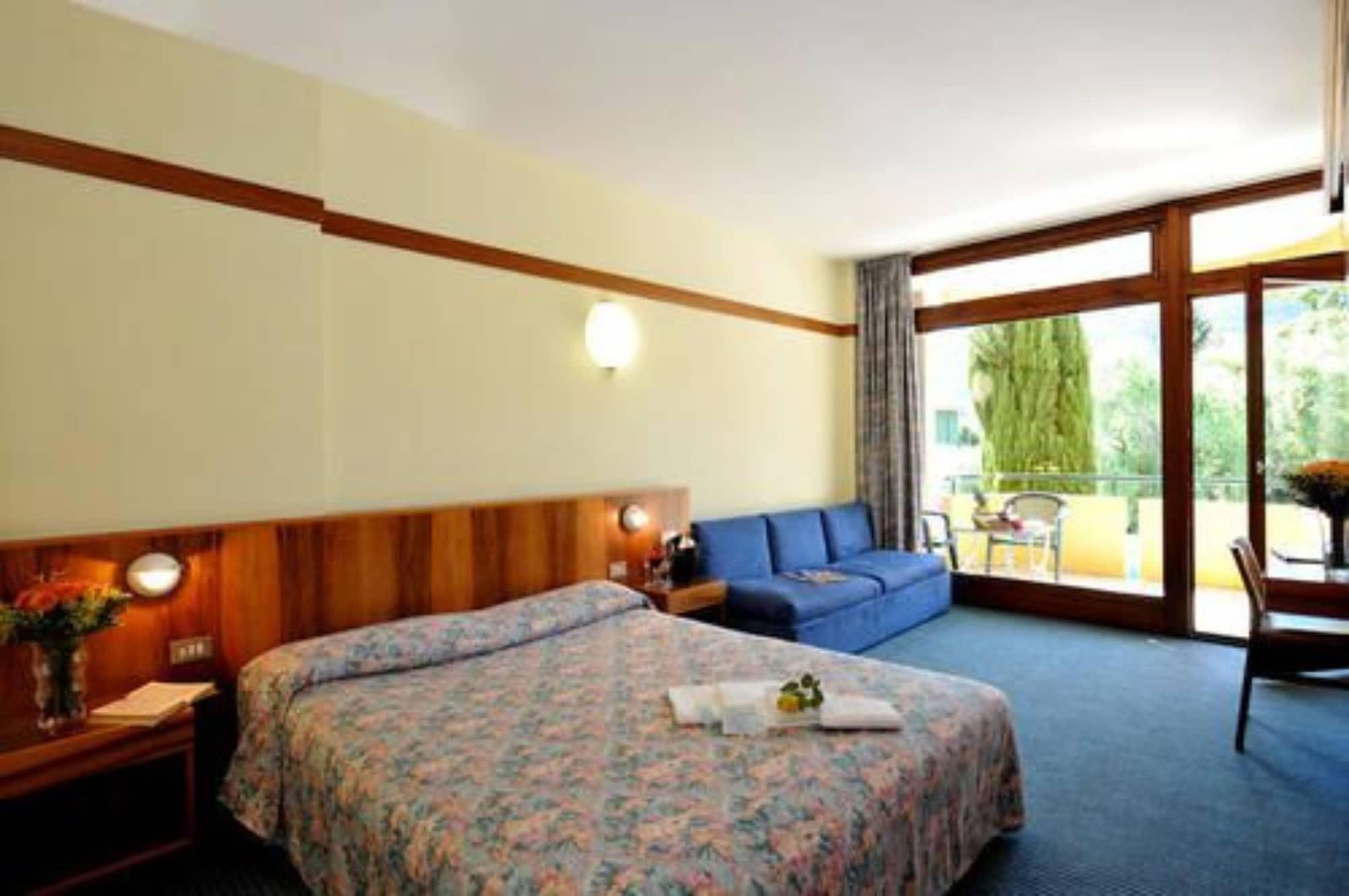 Palme & Hotel Garda (Verona)