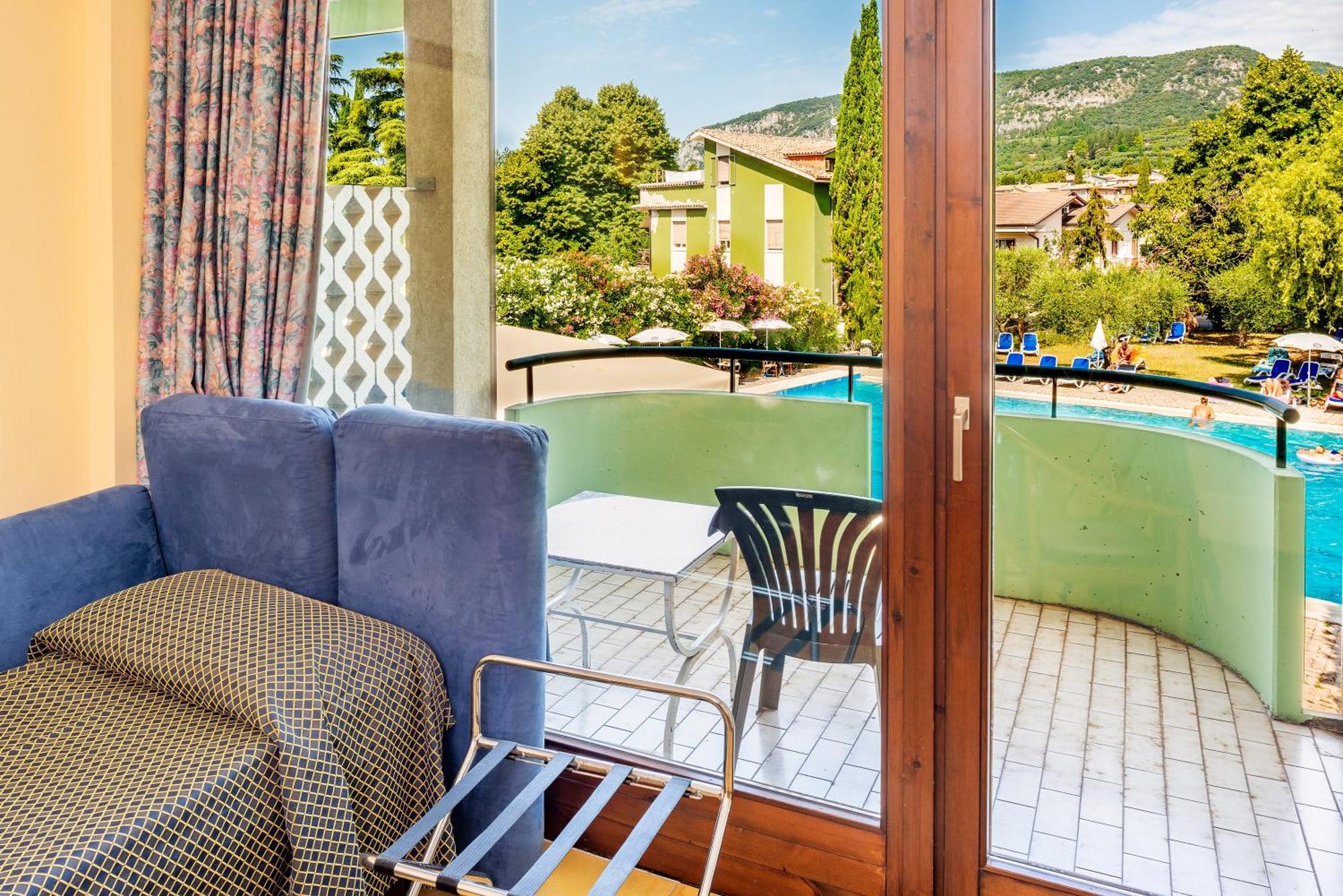 Palme & Hotel Garda (Verona)